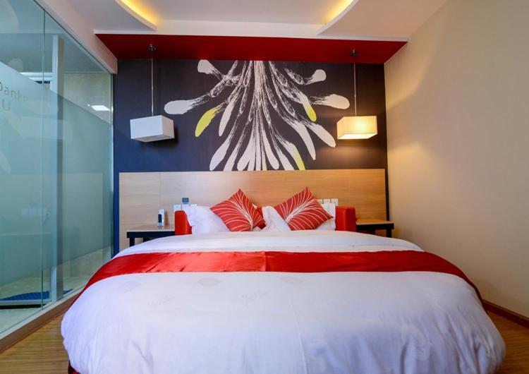 Thank Inn Chain Hotel Sichuan Luzhou Longmatan District Trade City Exteriér fotografie